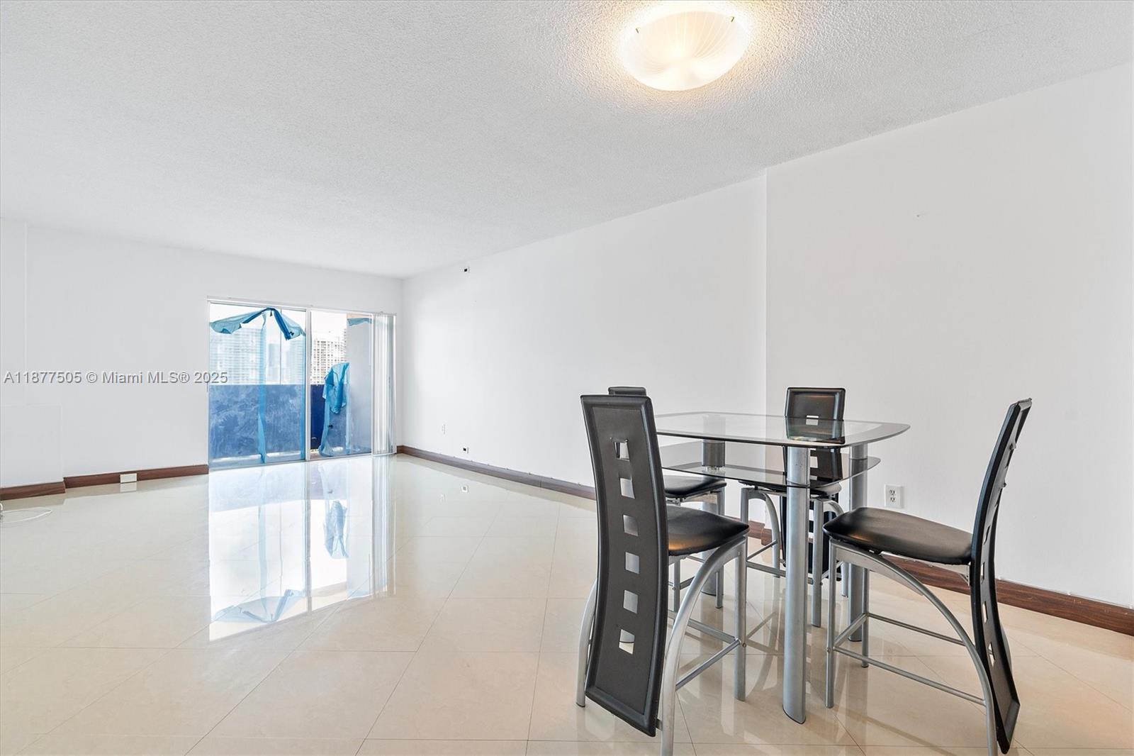 Photo of 400 Kings Point Dr #1425, Sunny Isles Beach, Florida, 33160 -