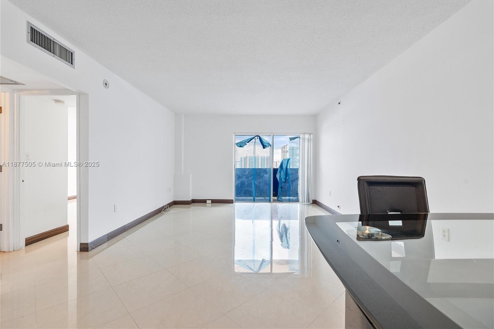 Photo of 400 Kings Point Dr #1425, Sunny Isles Beach, Florida, 33160 -