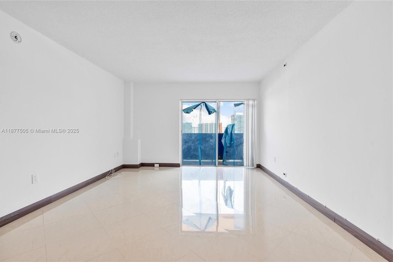 Photo of 400 Kings Point Dr #1425, Sunny Isles Beach, Florida, 33160 -