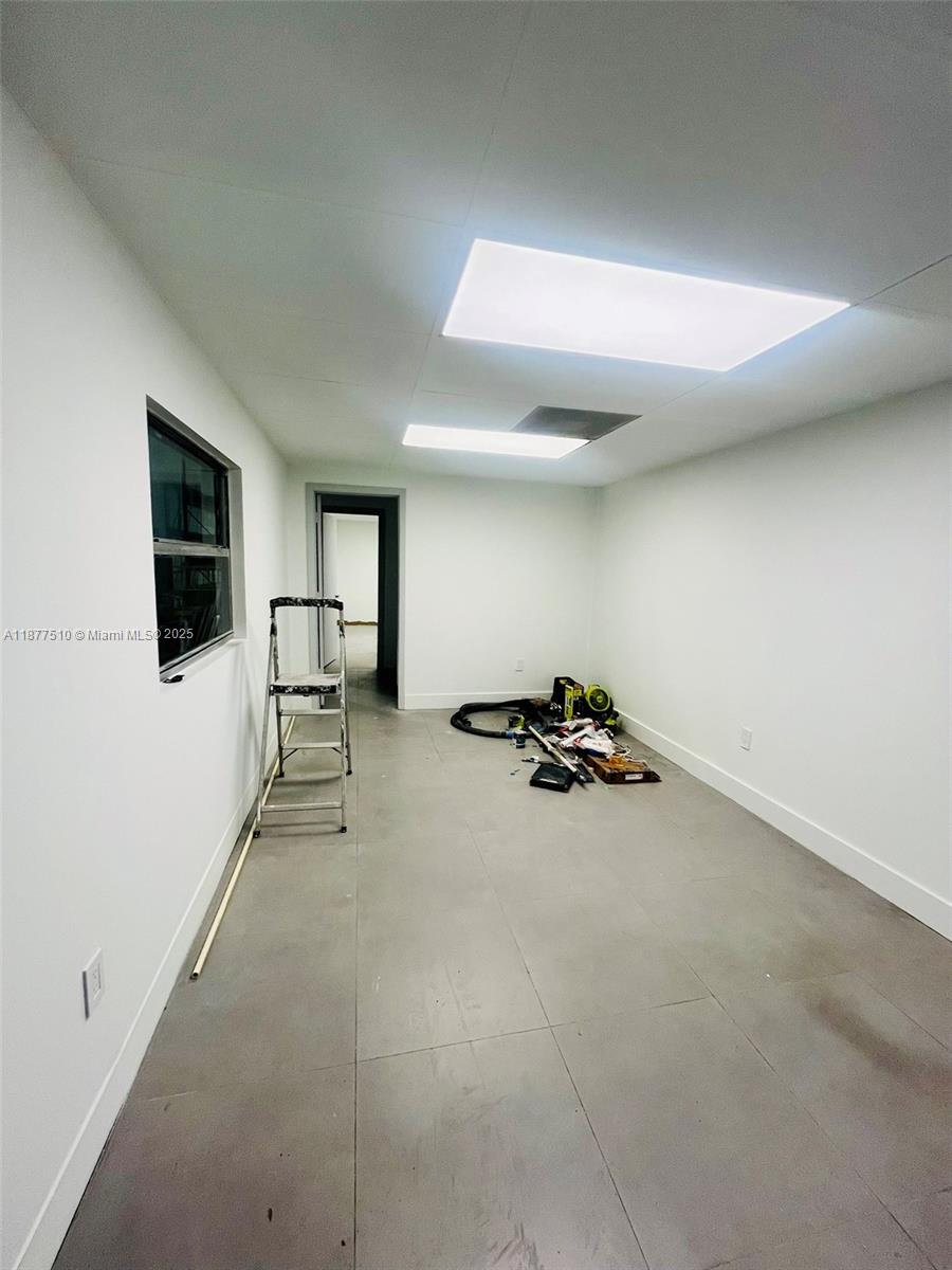 4  /   sq. ft. $ 2025-09-12 0 Photo