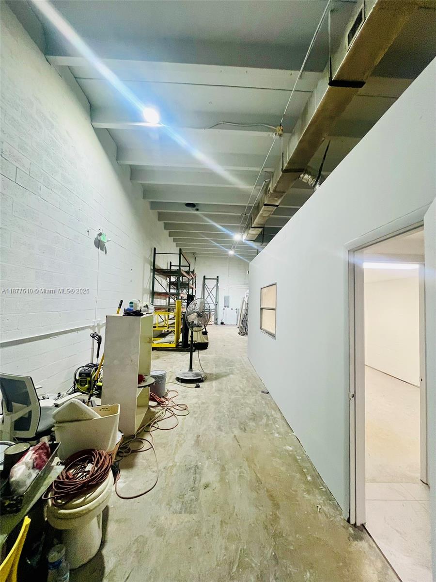 4  /   sq. ft. $ 2025-09-12 0 Photo