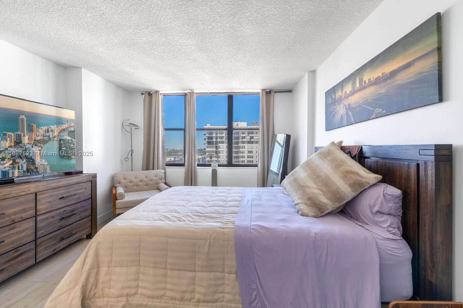 Photo of 2401 Ocean Dr  #2504, Hollywood, Florida, 33019 - 