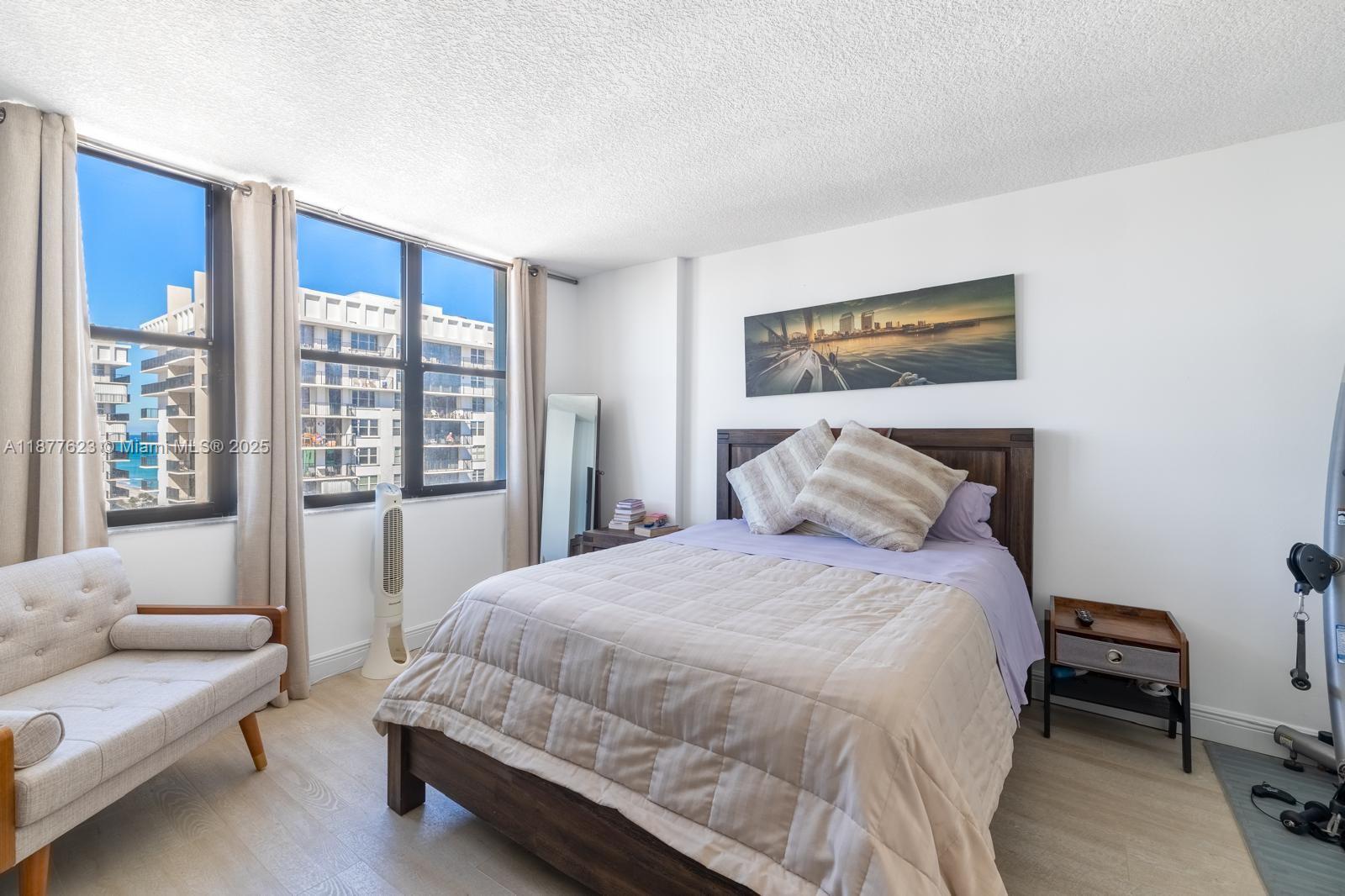 Photo of 2401 Ocean Dr  #2504, Hollywood, Florida, 33019 - 
