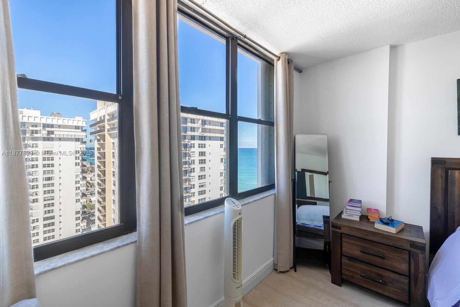 Photo of 2401 Ocean Dr  #2504, Hollywood, Florida, 33019 - 