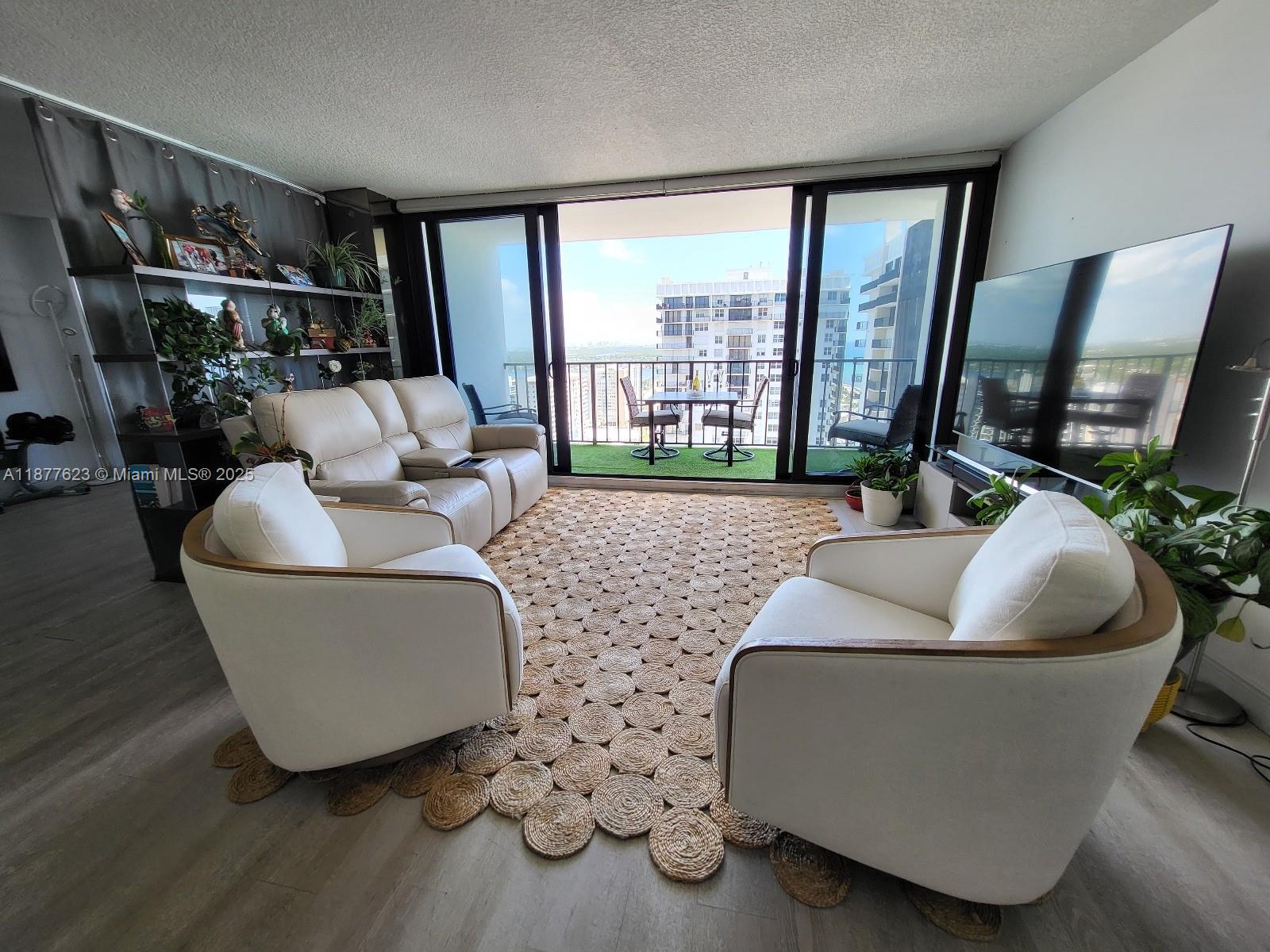 Photo of 2401 Ocean Dr  #2504, Hollywood, Florida, 33019 - 
