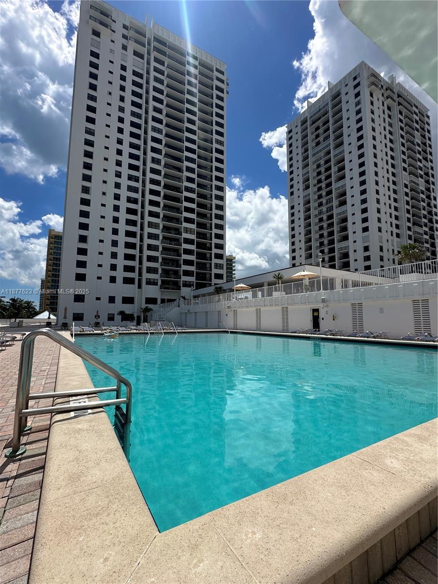 Photo of 2401 Ocean Dr  #2504, Hollywood, Florida, 33019 - 