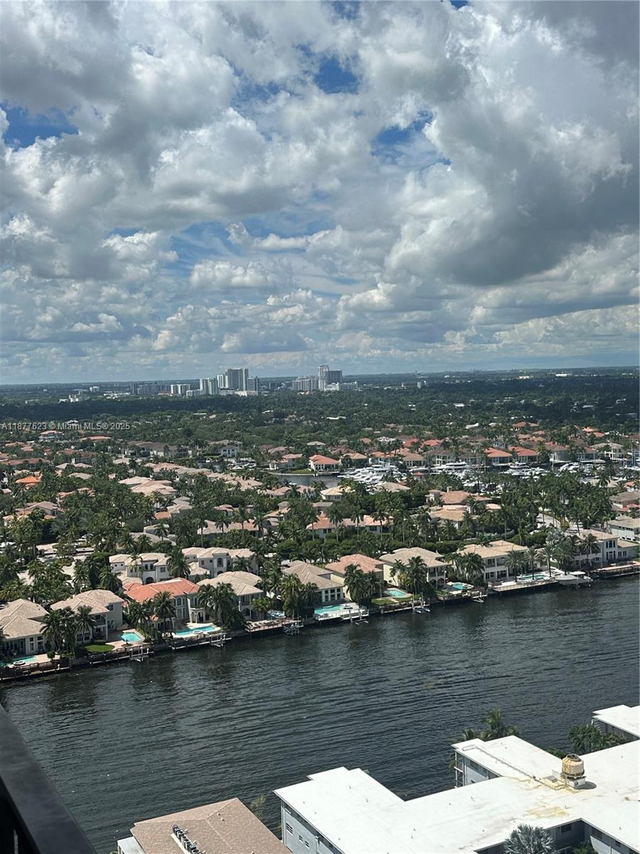 Photo of 2401 Ocean Dr  #2504, Hollywood, Florida, 33019 - 
