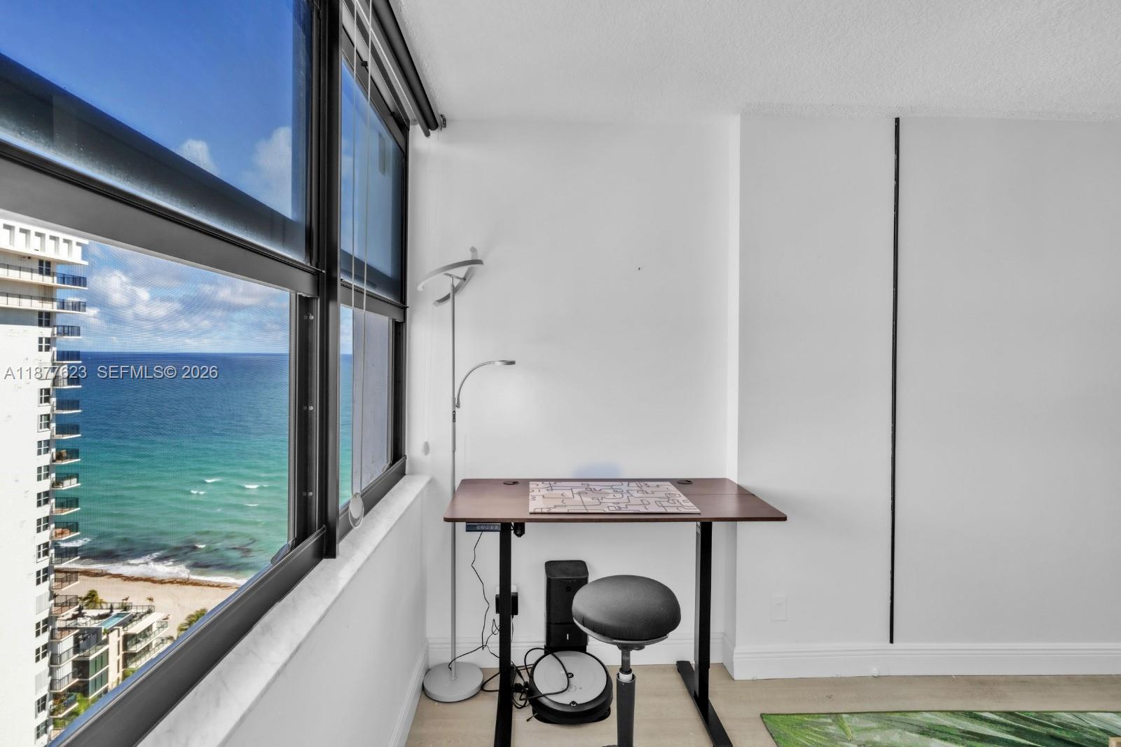 Photo of 2401 Ocean Dr  #2504, Hollywood, Florida, 33019 - 