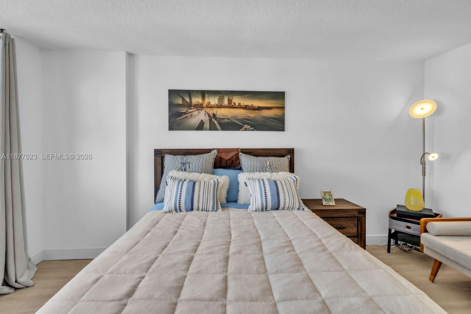 Photo of 2401 Ocean Dr  #2504, Hollywood, Florida, 33019 - 