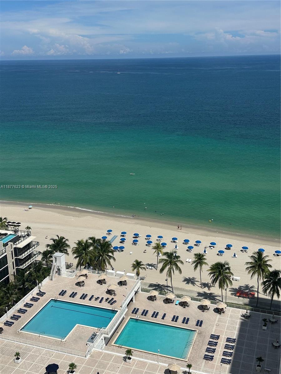 Photo of 2401 Ocean Dr  #2504, Hollywood, Florida, 33019 - 
