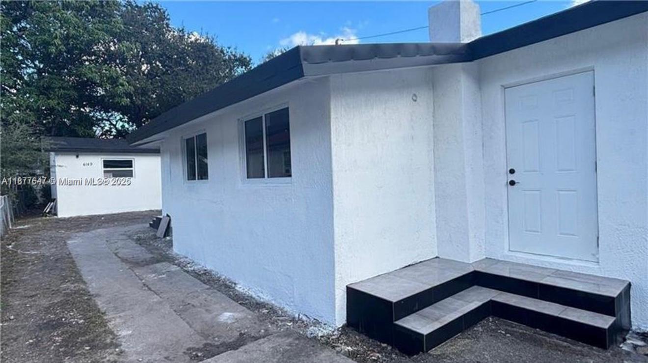   /  2120 sq. ft. $ 2025-09-12 0 foto