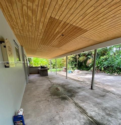   /   sq. ft. $ 2025-09-12 0 Photo