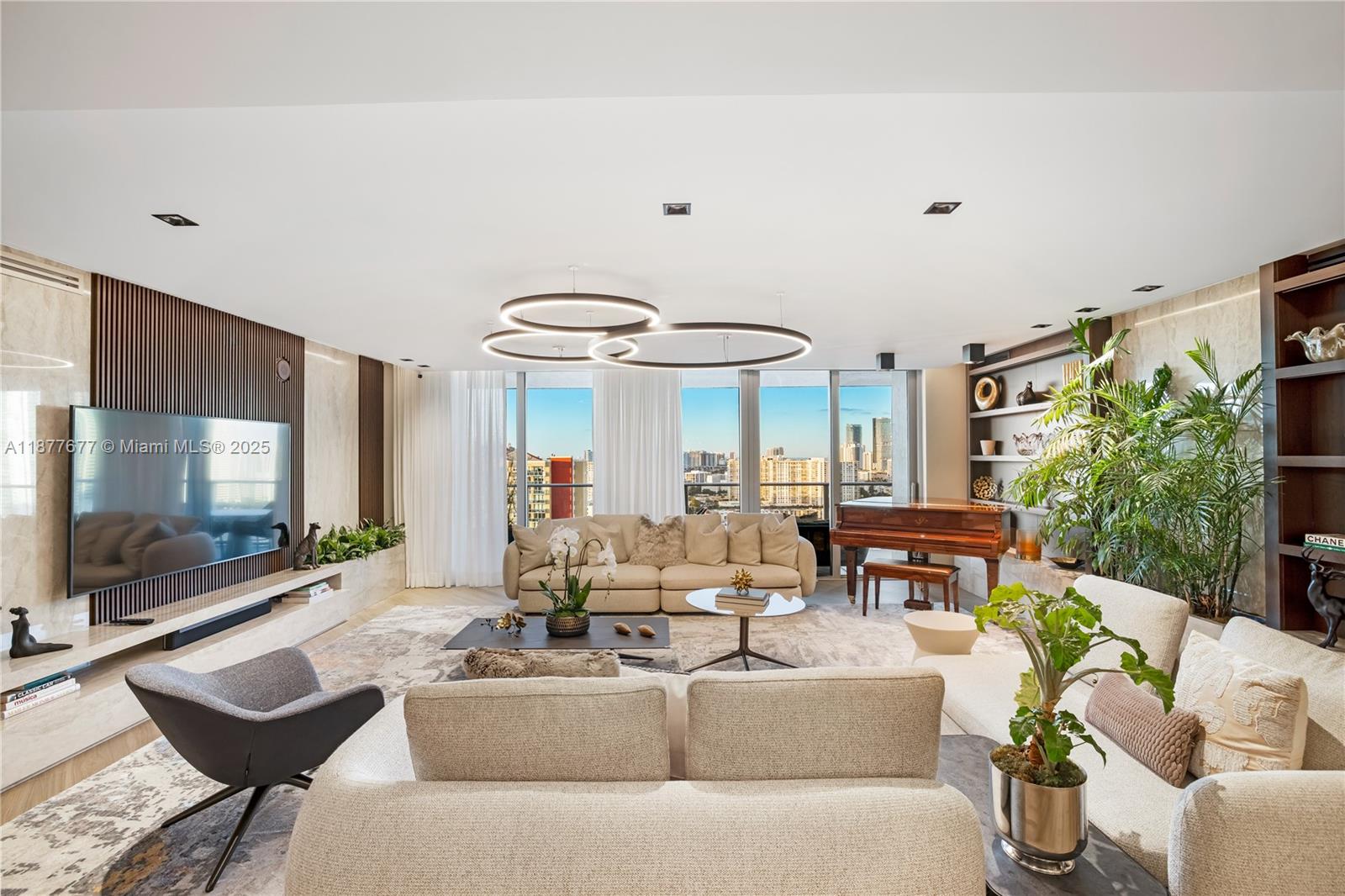 See details 5-2403 4 / 5 3094 sq. ft. $ 2025-09-12 0 Photo