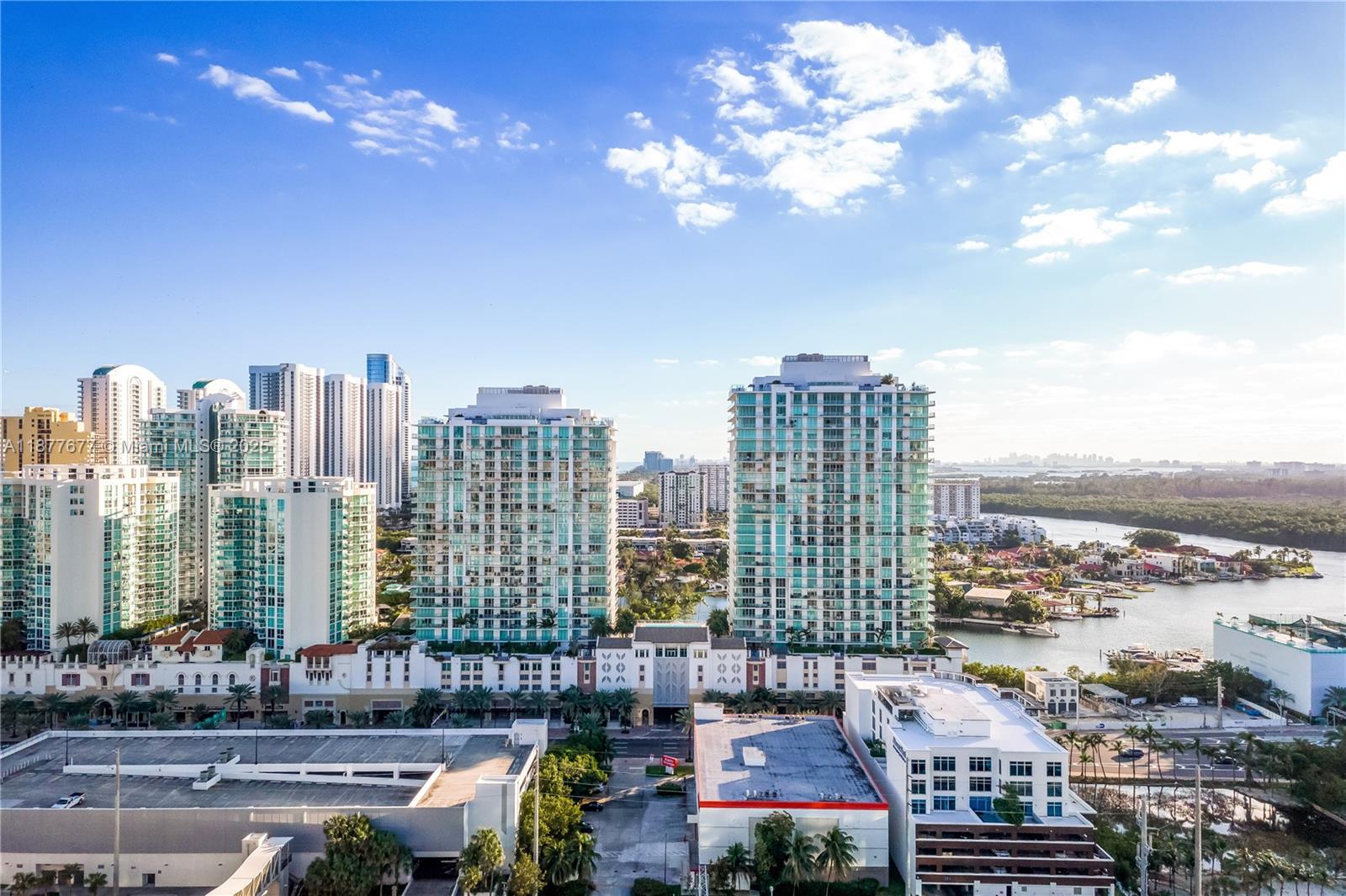 See details 5-2403 4 / 5 3094 sq. ft. $ 2025-09-12 0 Photo