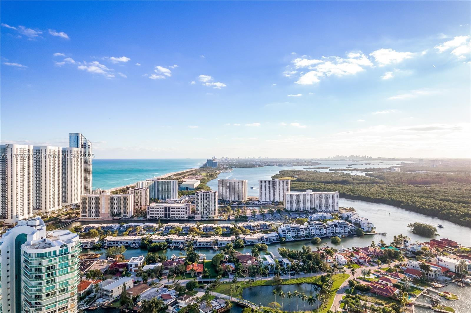 See details 5-2403 4 / 5 3094 sq. ft. $ 2025-09-12 0 Photo