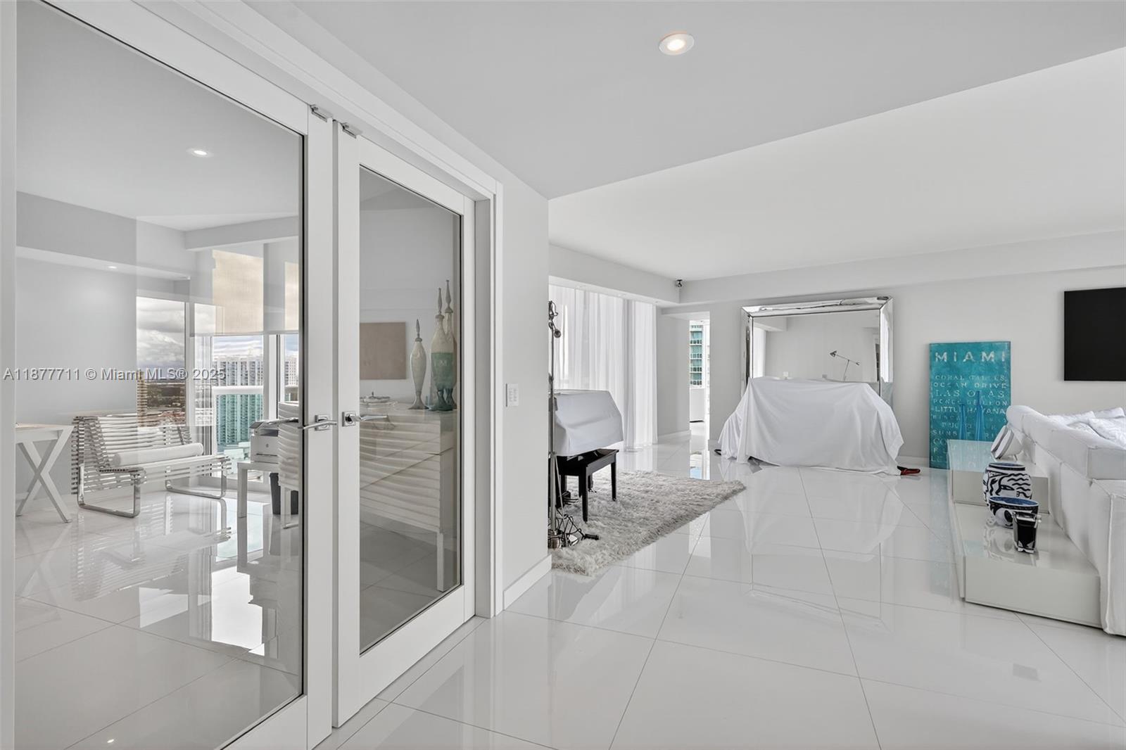 Photo of 3370 Hidden Bay Dr  #2915, Aventura, Florida, 33180 - 
