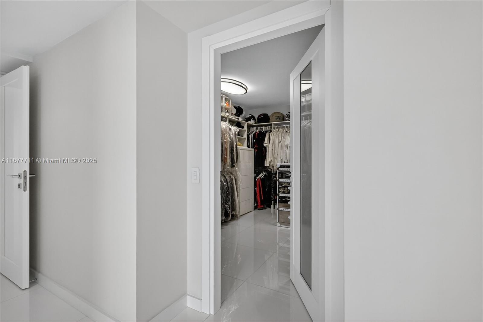 Photo of 3370 Hidden Bay Dr  #2915, Aventura, Florida, 33180 - 