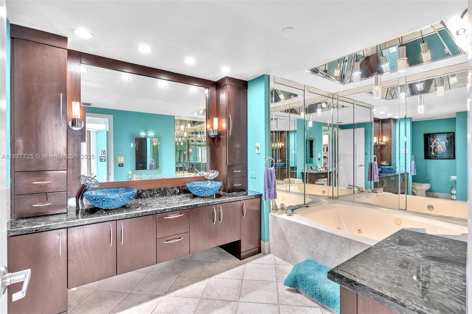 Photo of 20191 Country Club Dr  #2602, Aventura, Florida, 33180 - 