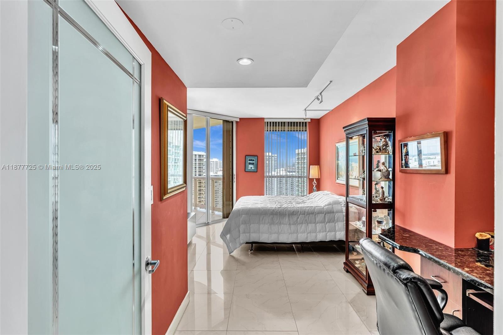 Photo of 20191 Country Club Dr  #2602, Aventura, Florida, 33180 - 