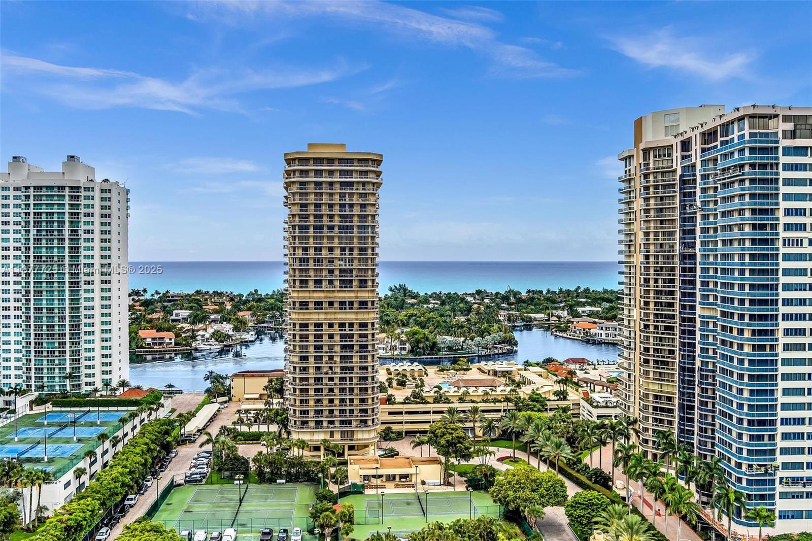 Photo of 20191 Country Club Dr  #2602, Aventura, Florida, 33180 - 