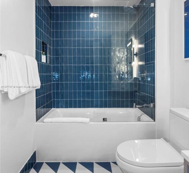 See details 1618 1 / 1 567 sq. ft. $ 2025-10-15 0 Photo