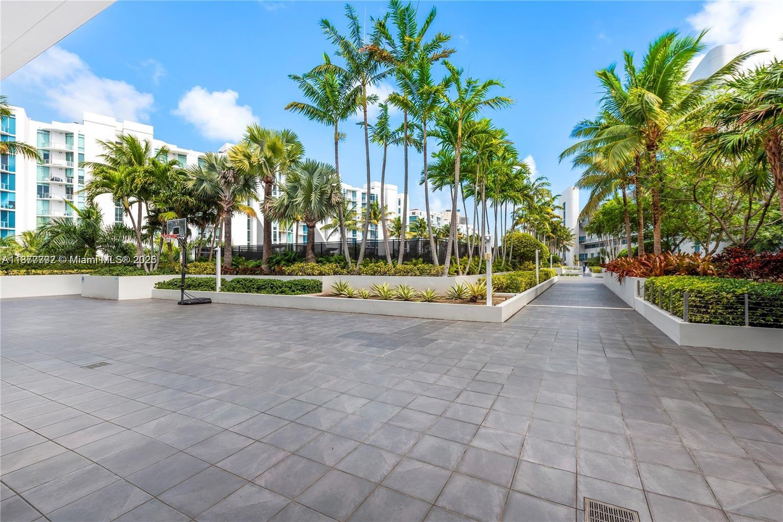 Photo of 2950 188th St  #443, Aventura, Florida, 33180 - 