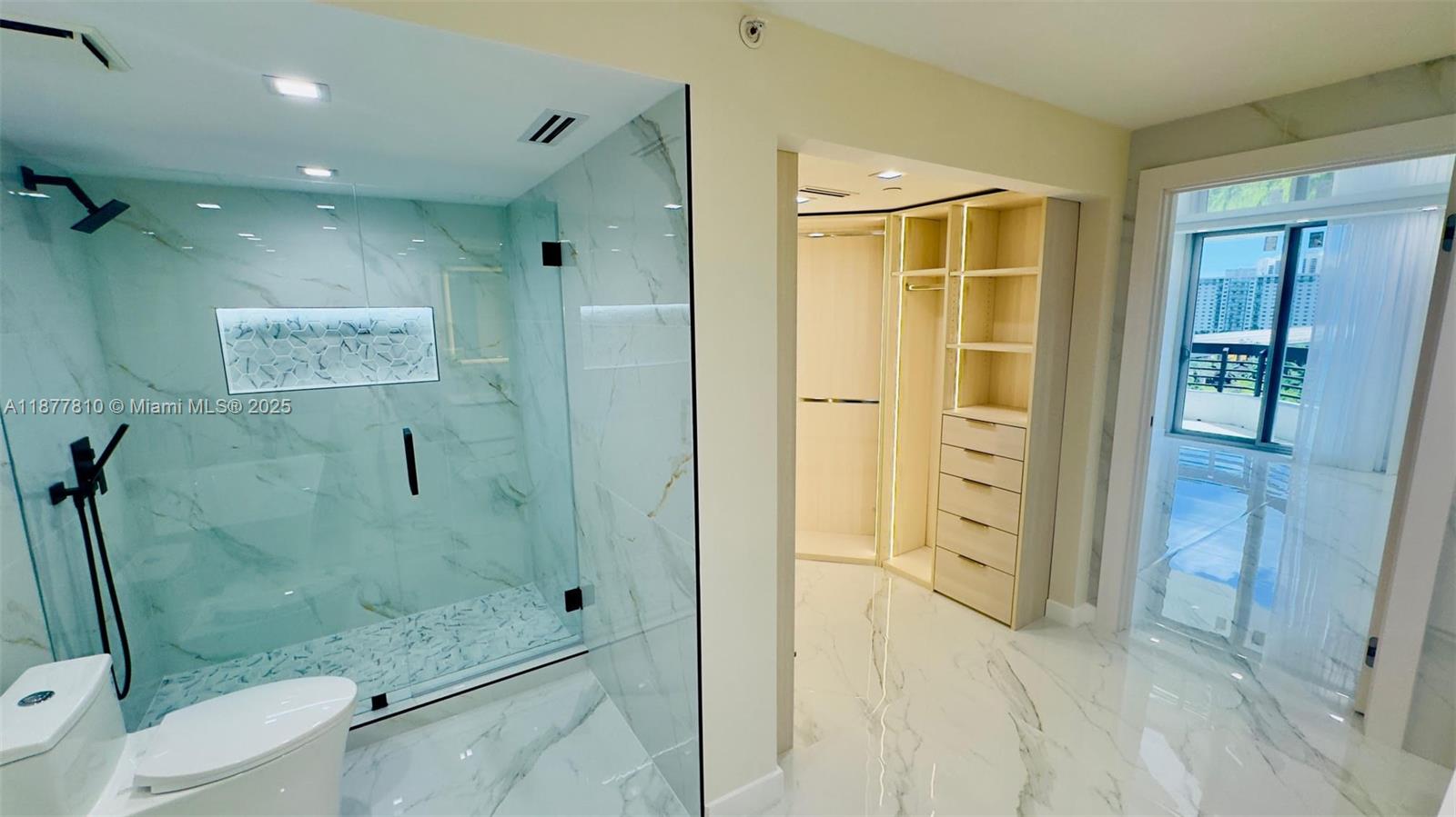 Photo of 3500 Mystic Pointe Dr  #1107, Aventura, Florida, 33180 - 