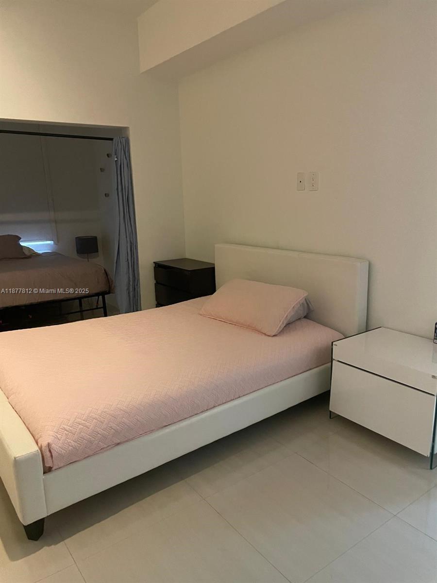 Photo of 3001 185th St  #326, Aventura, Florida, 33180 - 