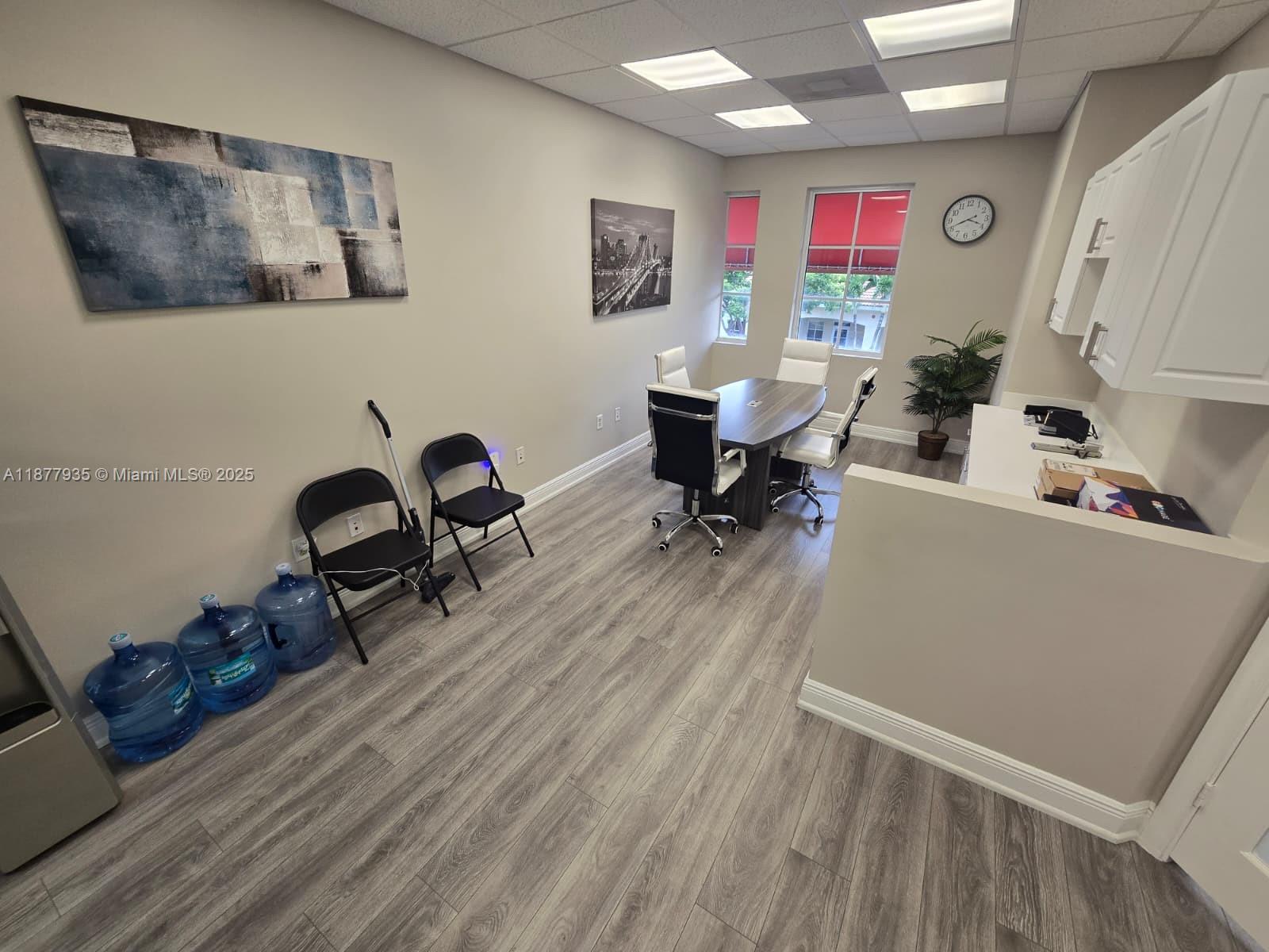 203  /   sq. ft. $ 2025-09-13 0 Photo