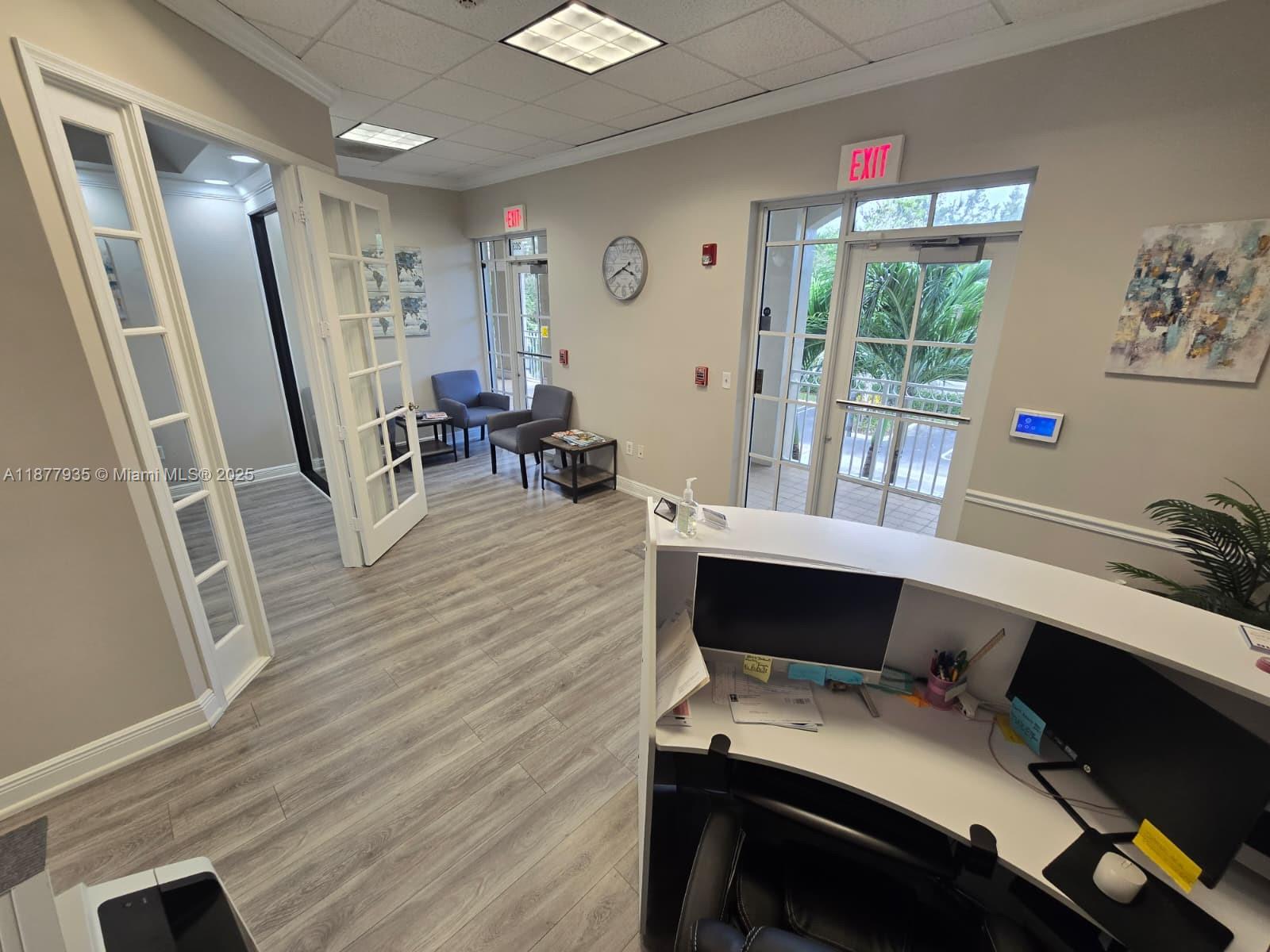 203  /   sq. ft. $ 2025-09-13 0 Photo