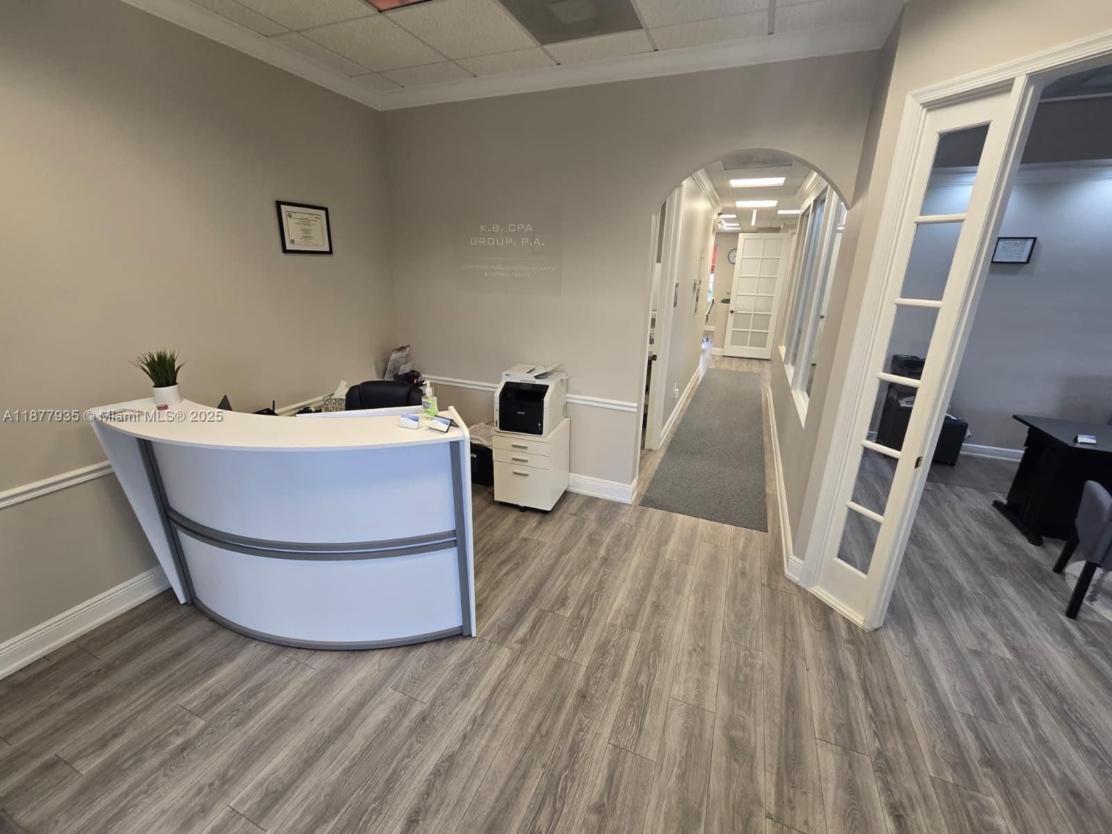 203  /   sq. ft. $ 2025-09-13 0 Photo
