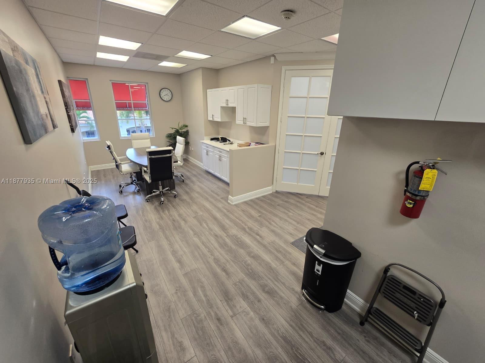 203  /   sq. ft. $ 2025-09-13 0 Photo