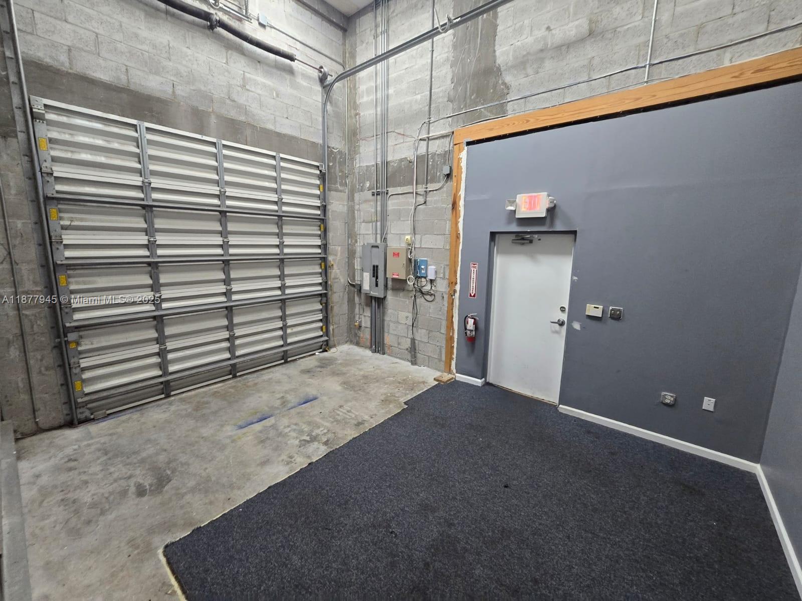 See details 105 / sq. ft. $ 2025-09-13 0 Photo