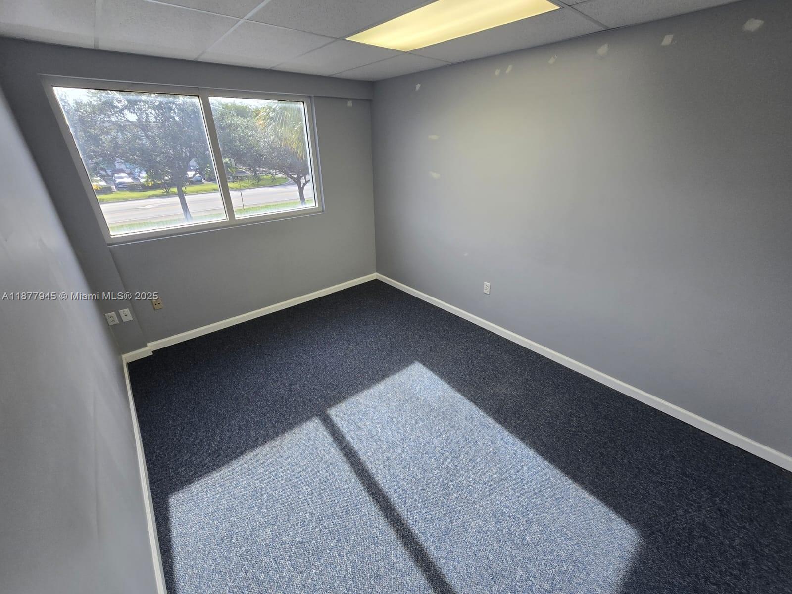 See details 105 / sq. ft. $ 2025-09-13 0 Photo
