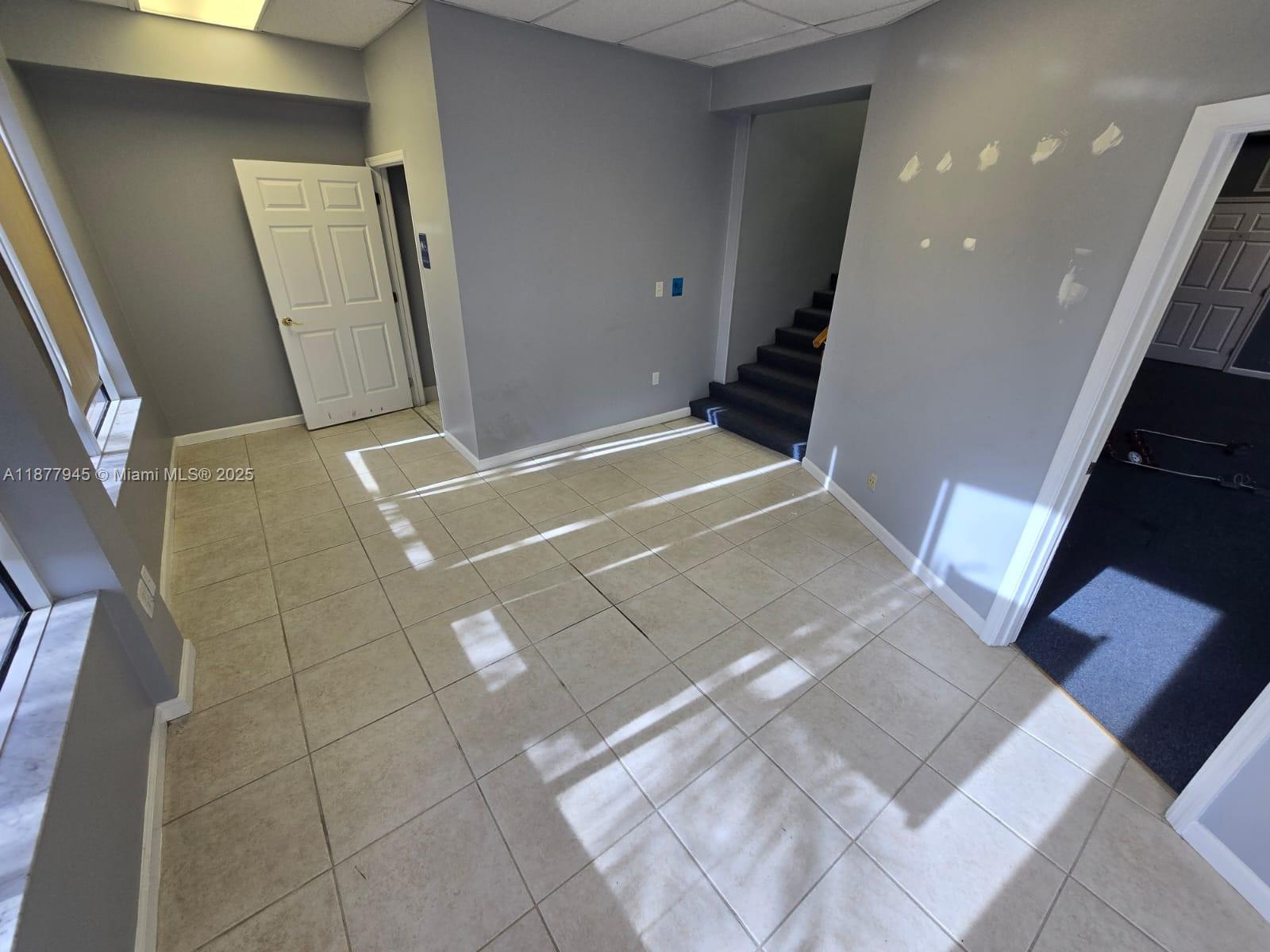 See details 105 / sq. ft. $ 2025-09-13 0 Photo