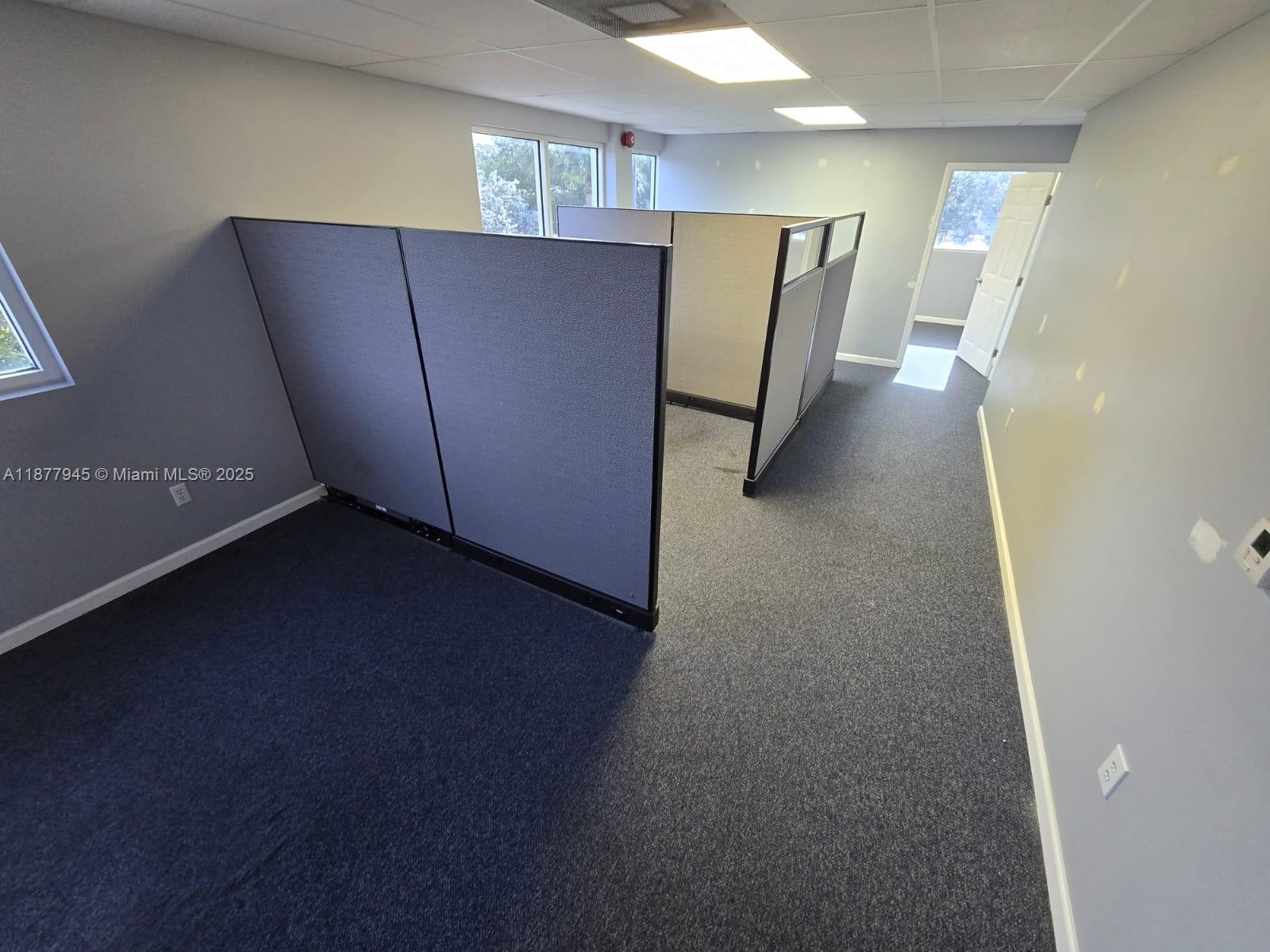 See details 105 / sq. ft. $ 2025-09-13 0 Photo