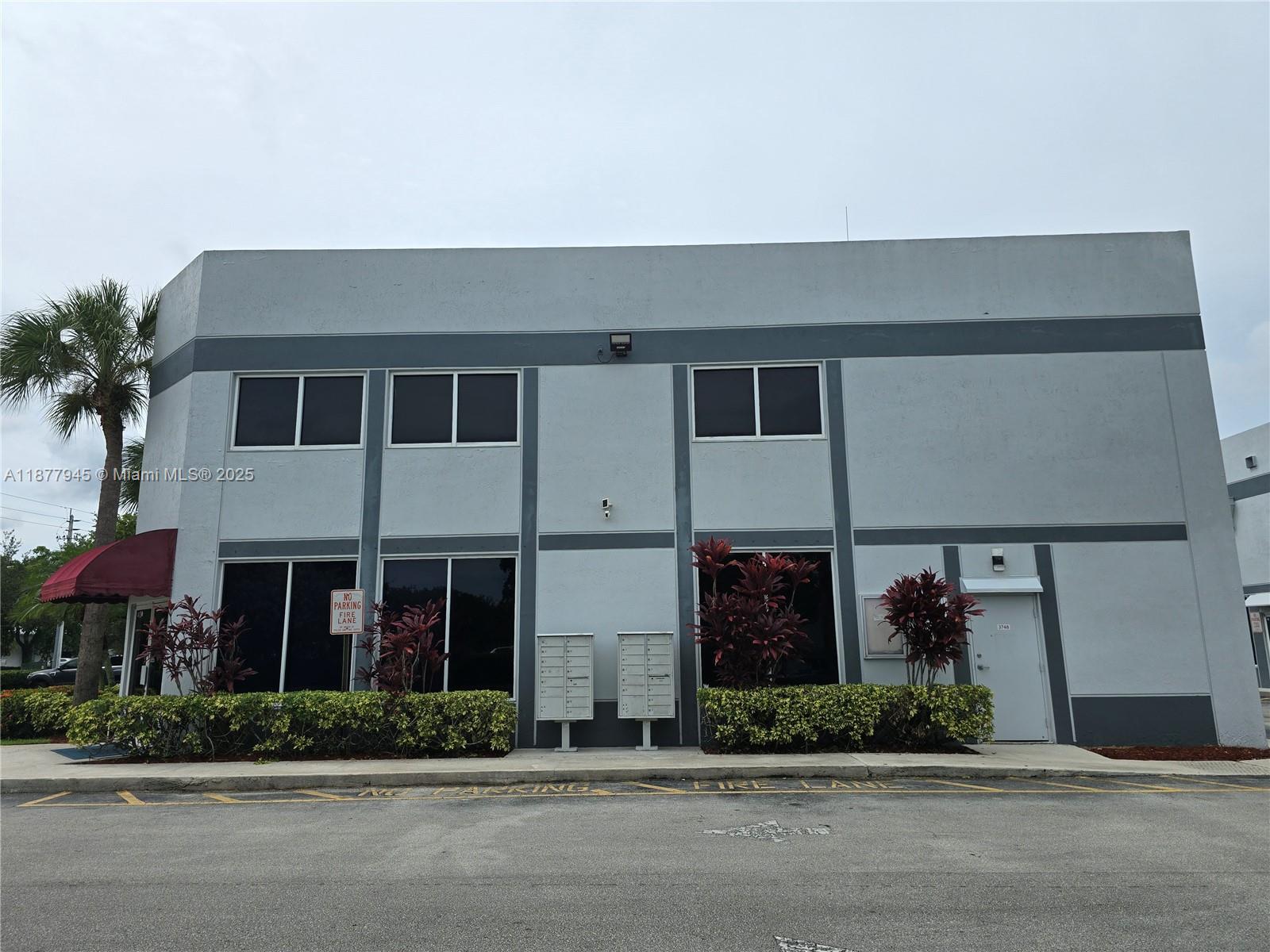 See details 105 / sq. ft. $ 2025-09-13 0 Photo