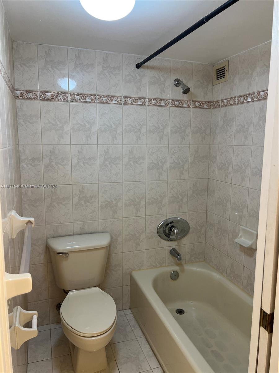 Photo of 16909 Bay Rd  #904, Sunny Isles Beach, Florida, 33160 - 