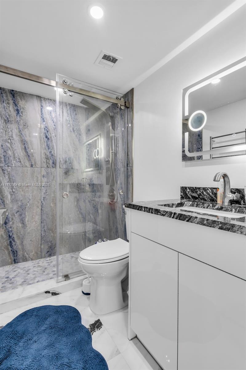 15B 1 / 1 798 sq. ft. $ 2025-09-13 0 foto