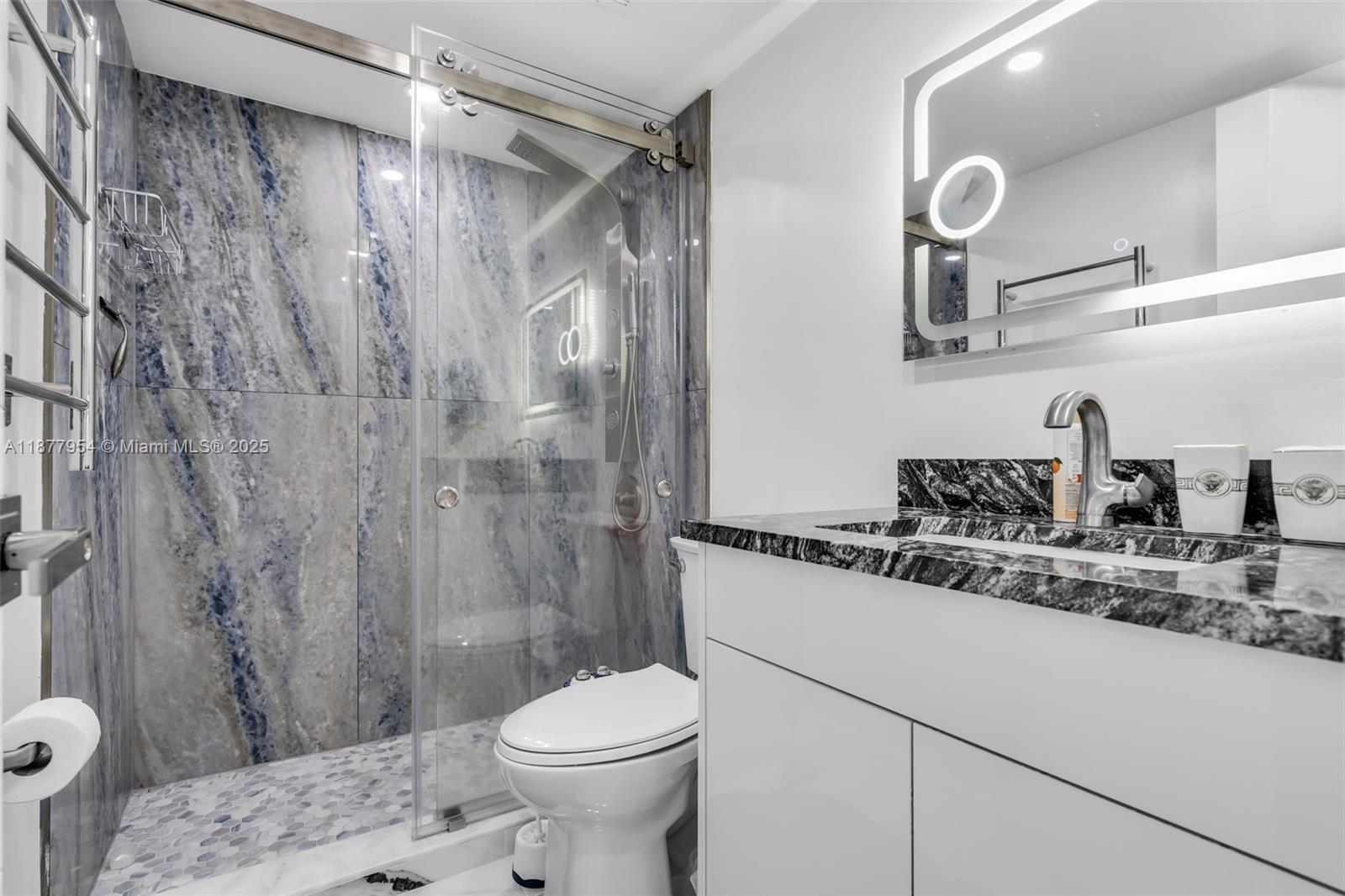 15B 1 / 1 798 sq. ft. $ 2025-09-13 0 foto
