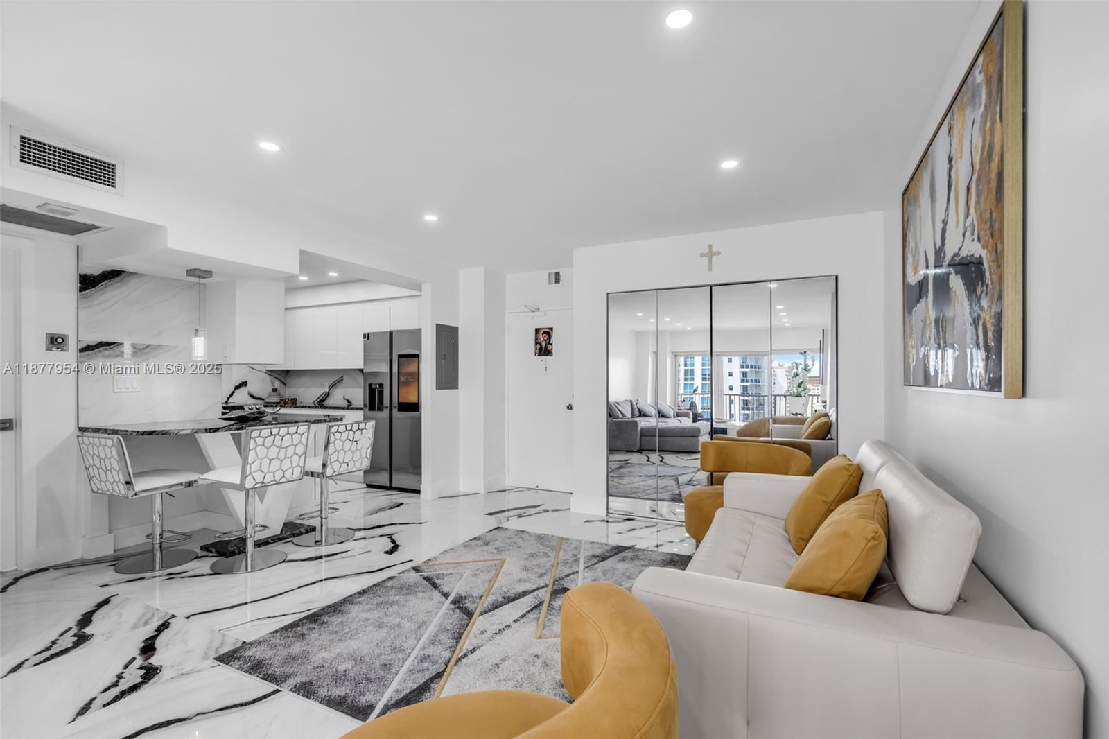 15B 1 / 1 798 sq. ft. $ 2025-09-13 0 foto