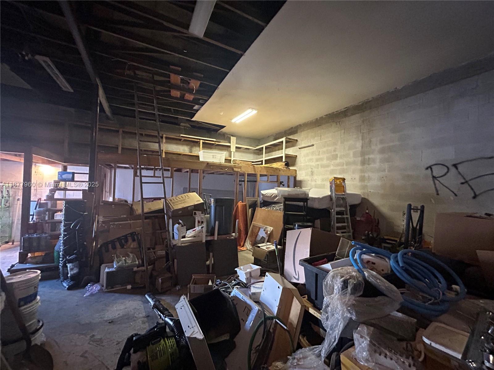 See details / sq. ft. $ 2025-09-13 0 Photo