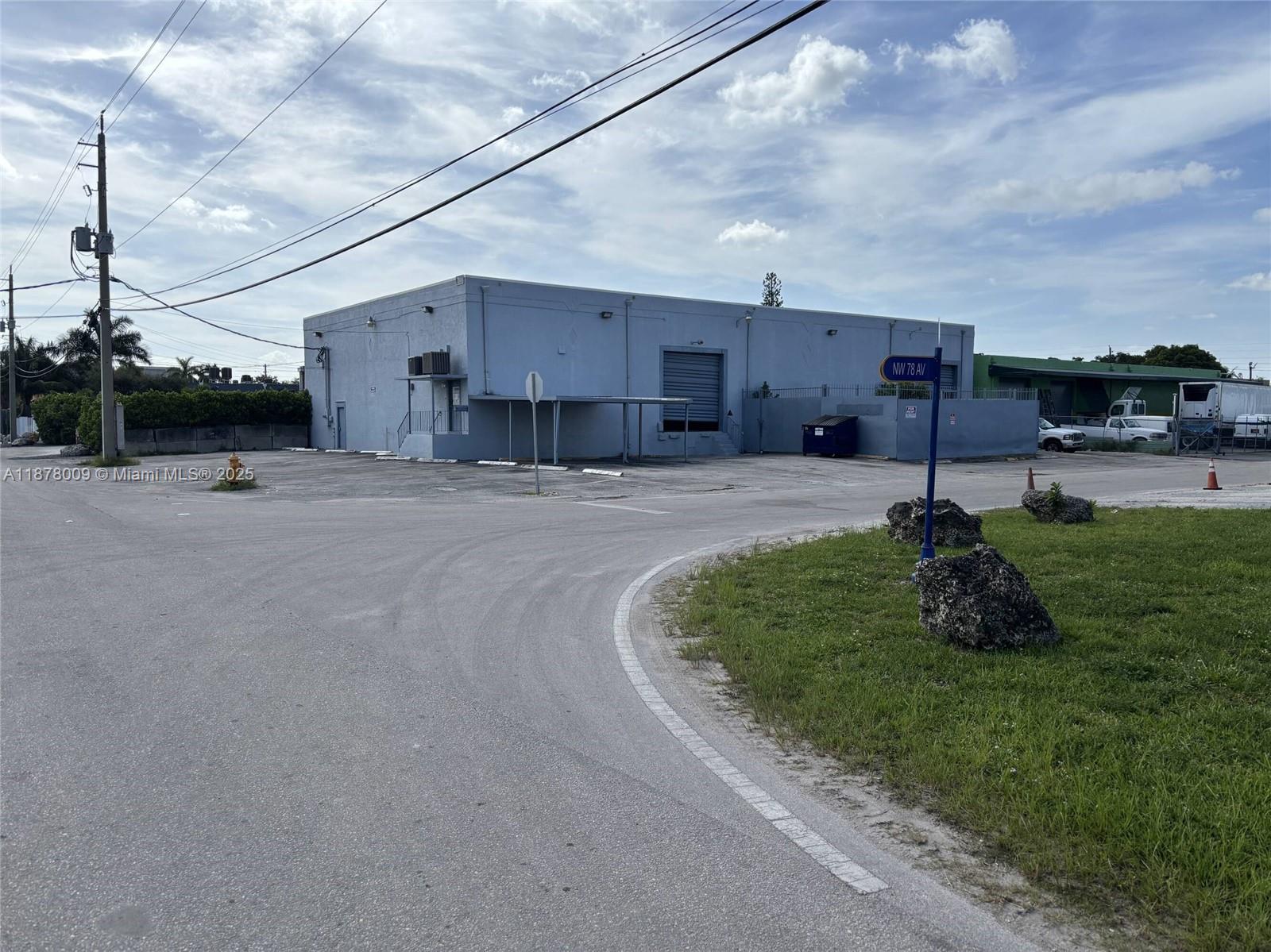   /   sq. ft. $ 2025-09-13 0 Photo