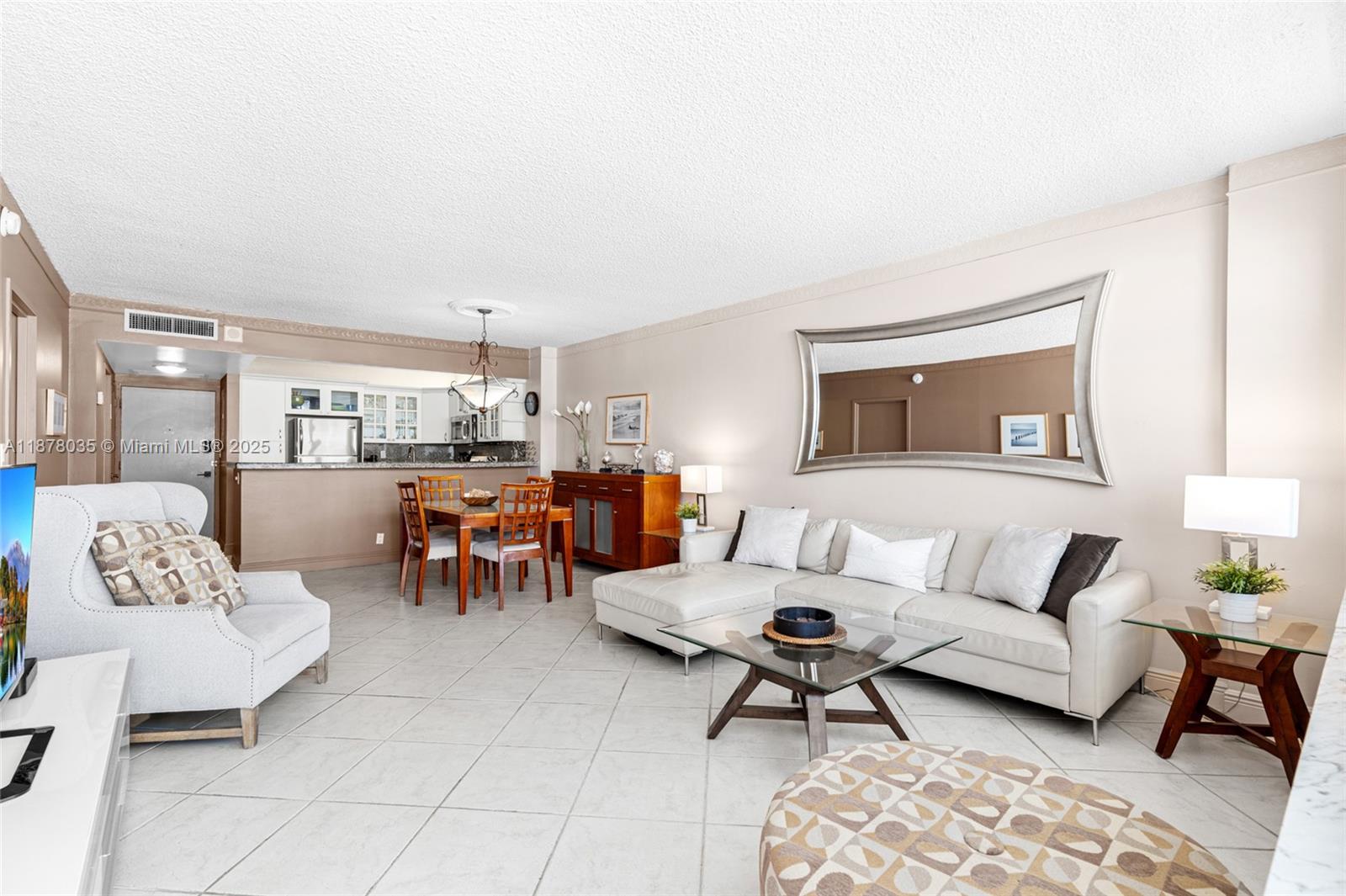 Photo of 3725 Ocean Dr  #1609, Hollywood, Florida, 33019 - 