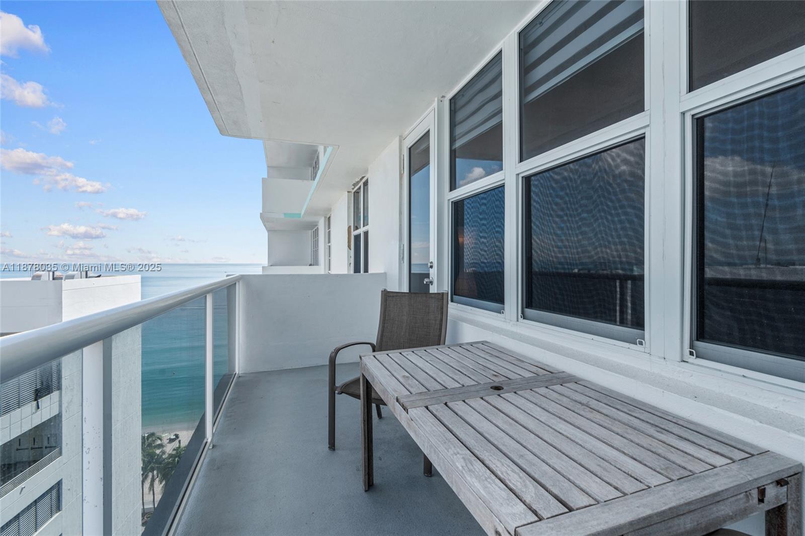 Photo of 3725 Ocean Dr  #1609, Hollywood, Florida, 33019 - 