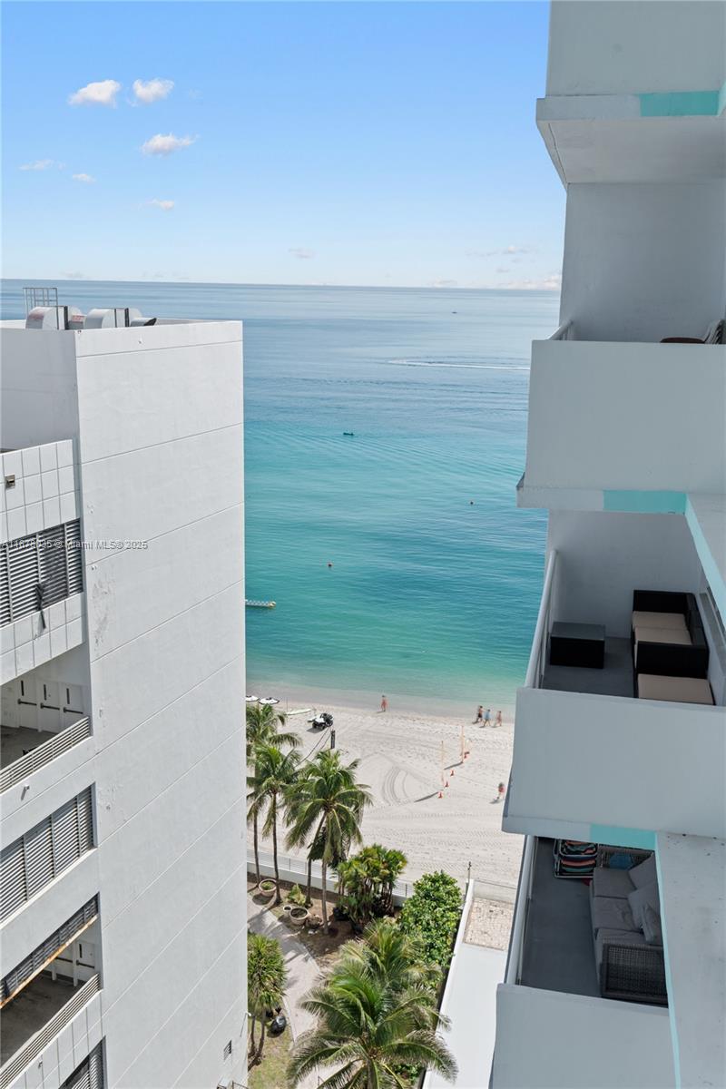 Photo of 3725 Ocean Dr  #1609, Hollywood, Florida, 33019 - 