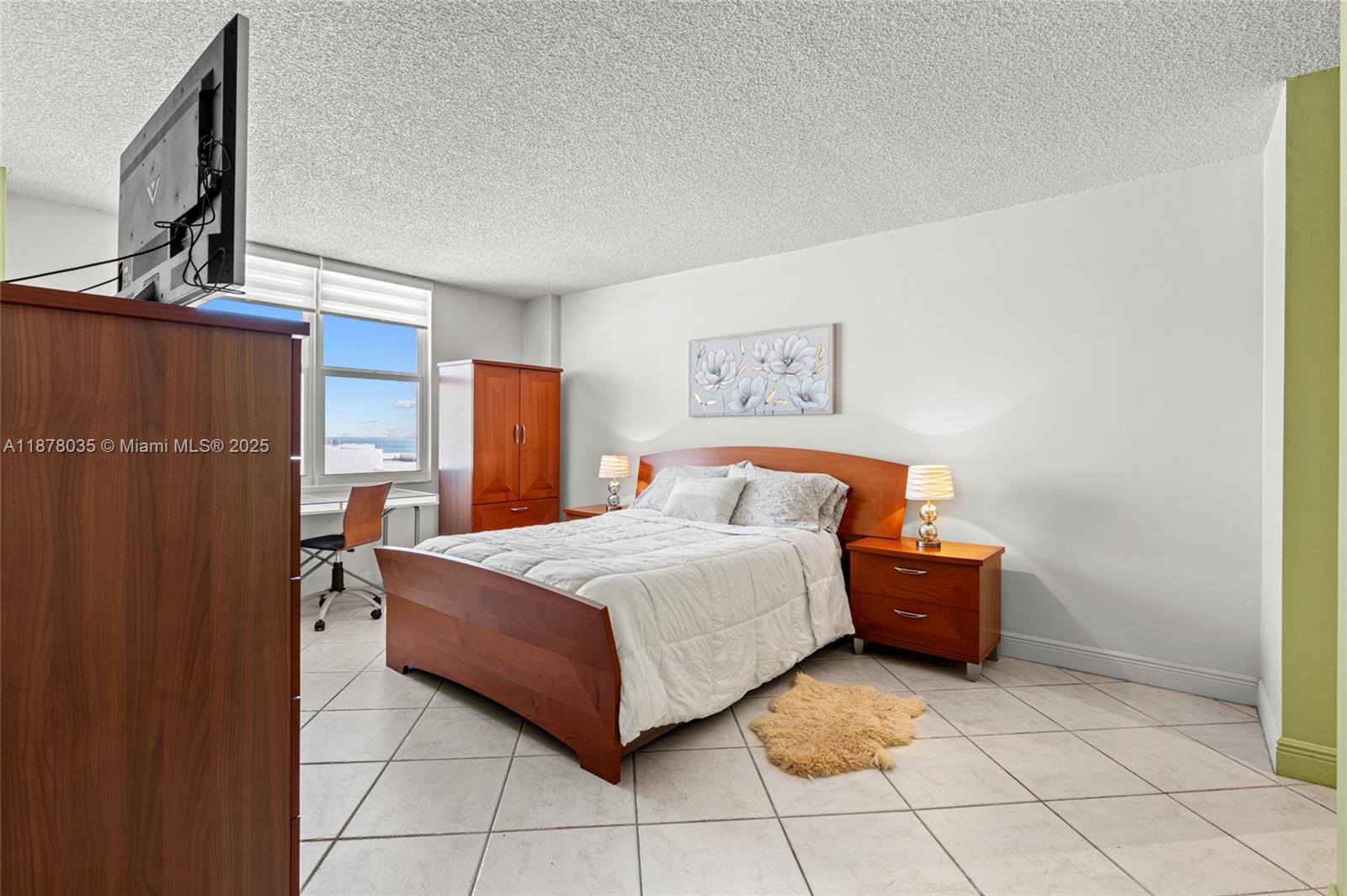 Photo of 3725 Ocean Dr  #1609, Hollywood, Florida, 33019 - 