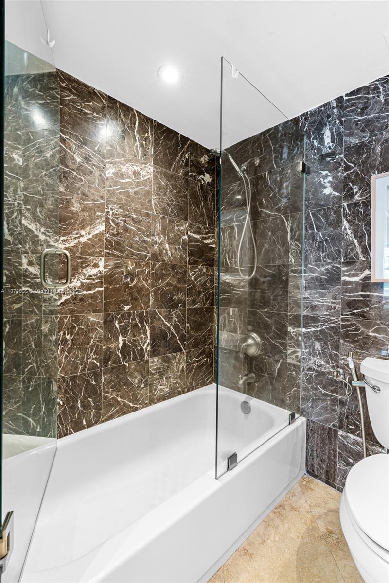 Photo of 3725 Ocean Dr  #1609, Hollywood, Florida, 33019 - 