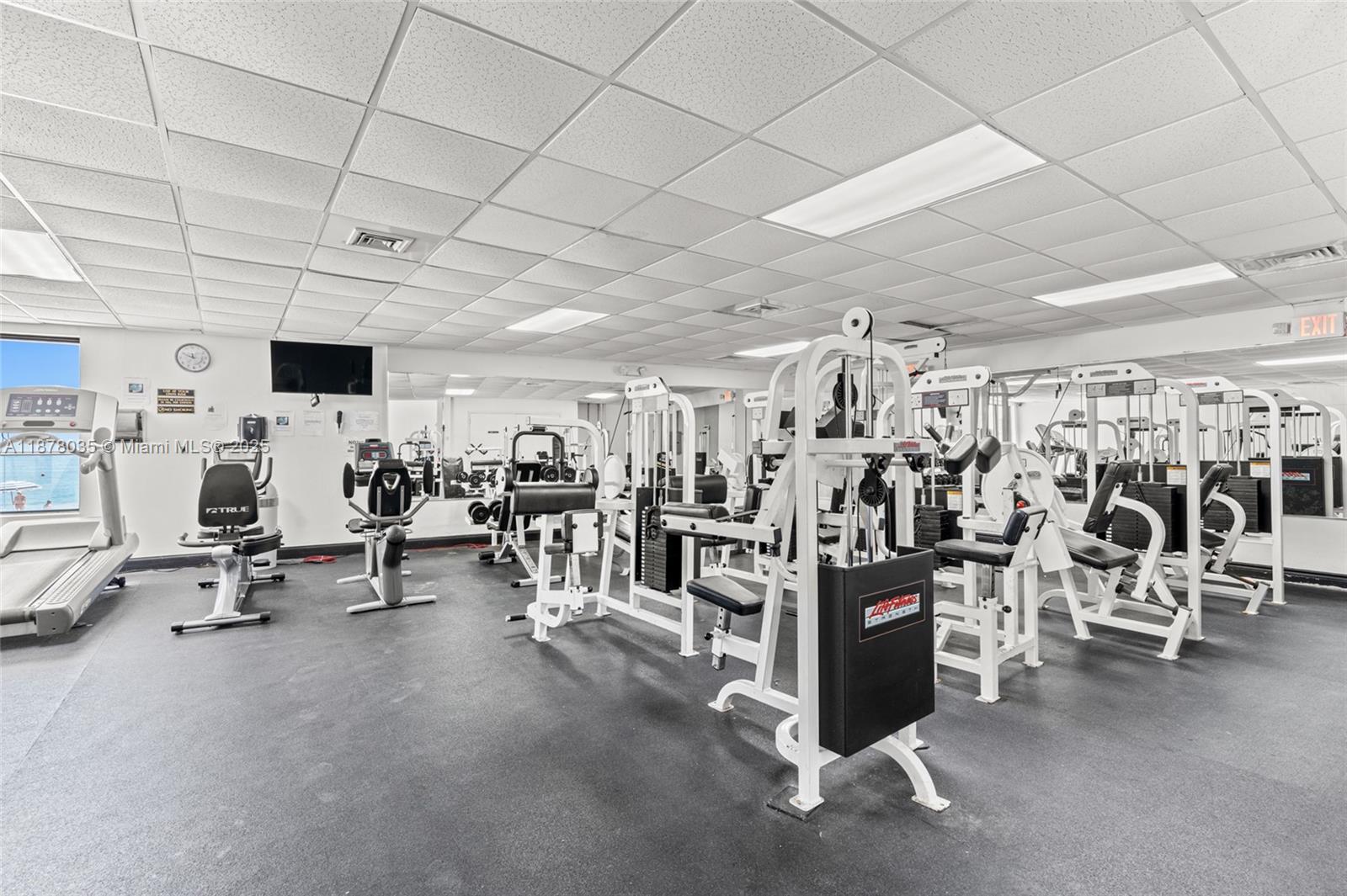 Photo of 3725 Ocean Dr  #1609, Hollywood, Florida, 33019 - 