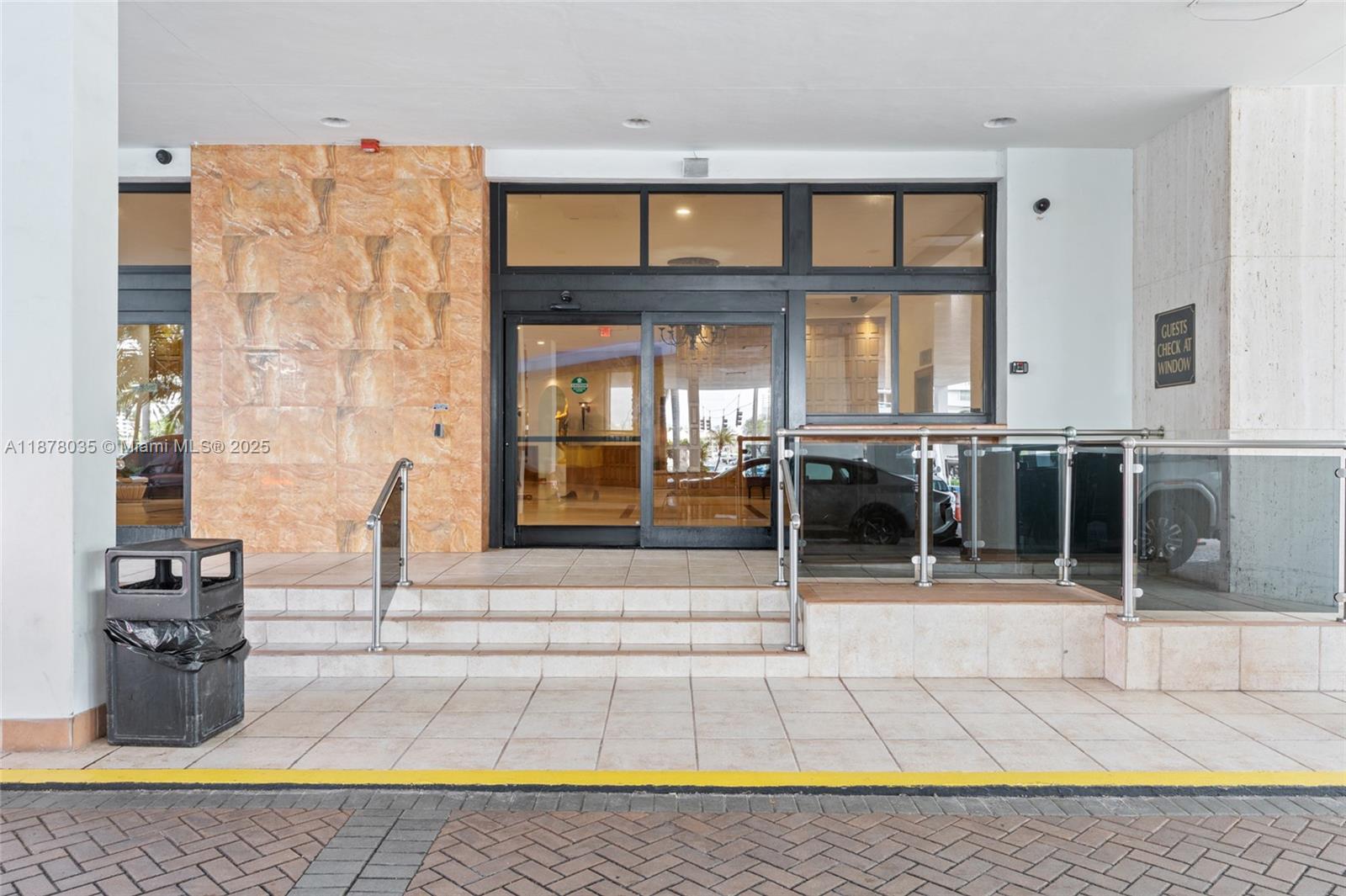 Photo of 3725 Ocean Dr #1609, Hollywood, Florida, 33019 -